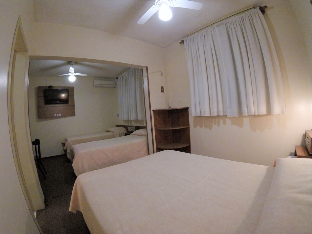 Standard Room photo 2