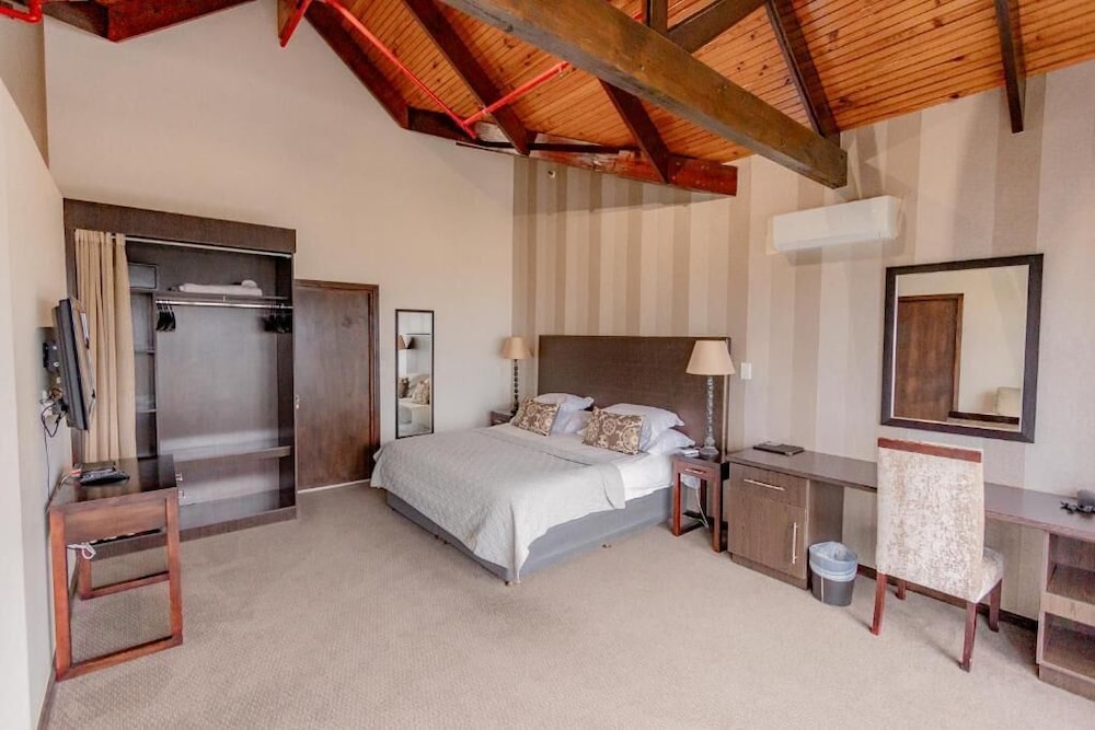 Signature Room photo 1