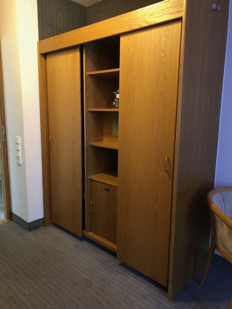 Standard Twin Room, 1 Bedroom, City View photo 3