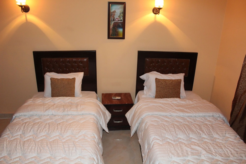 Apartment, 2 Bedrooms, City View