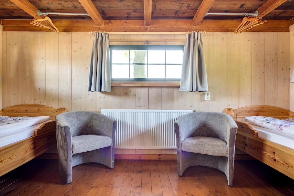 Chalet (2) photo 2
