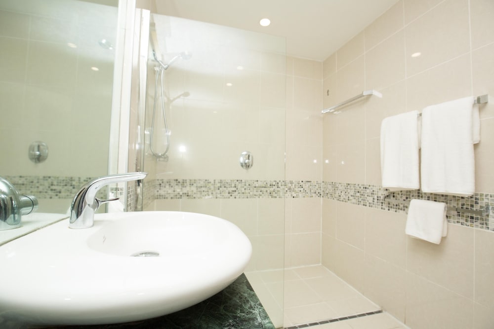 Premier Suite, Sea View, Beachside photo 3