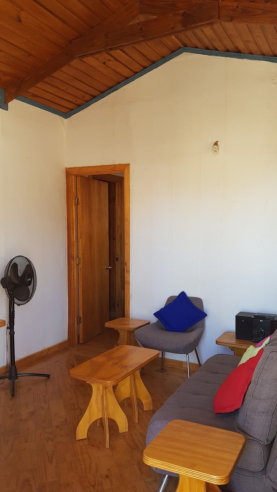 Family Cottage, 2 Bedrooms, Kitchen, Ground Floor photo 2