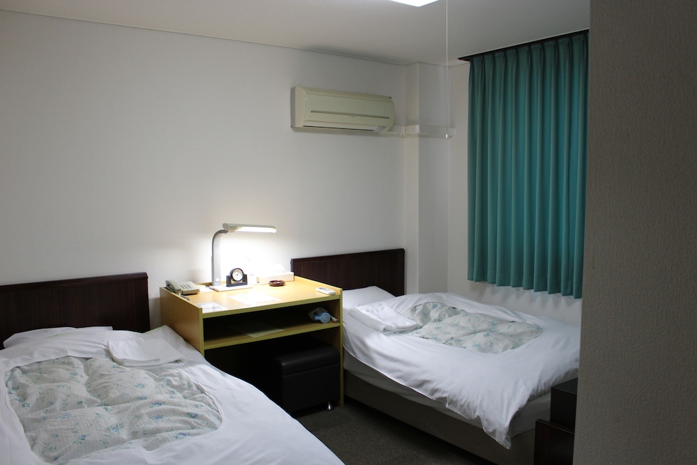 Twin Room, Non Smoking (B) photo 2
