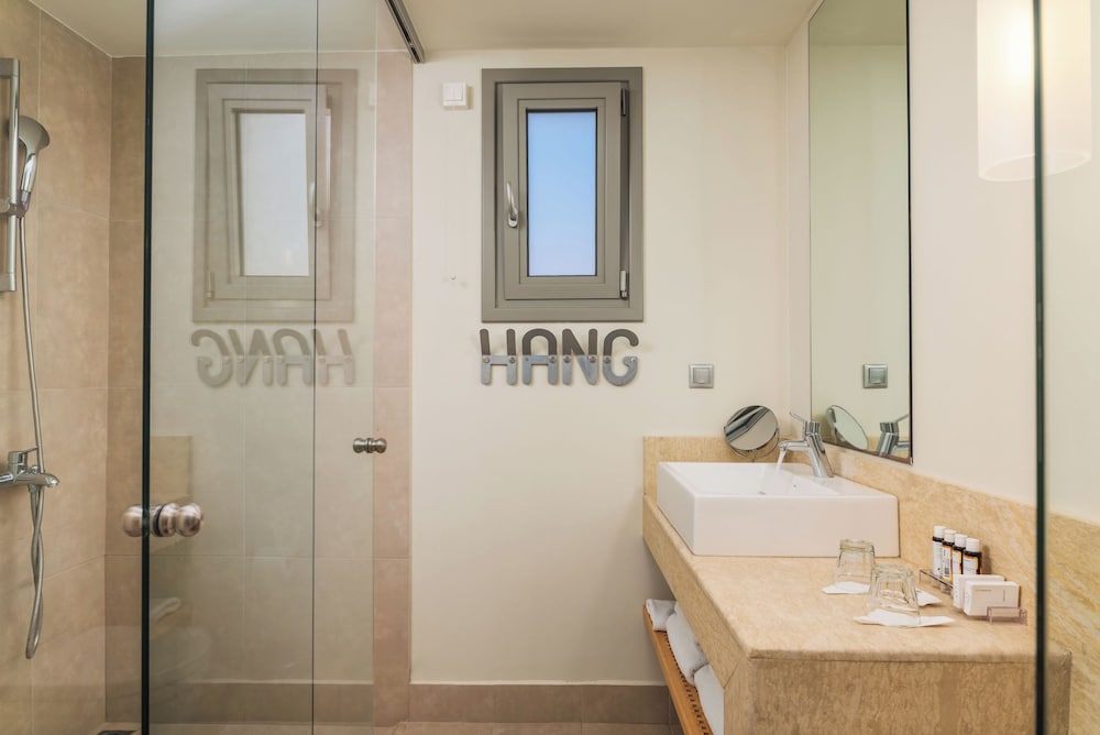 Deluxe Double or Twin Room, Balcony, Pool View - Photo 10