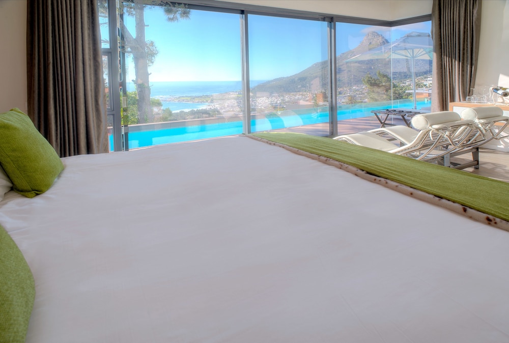 Room, Pool View photo 2