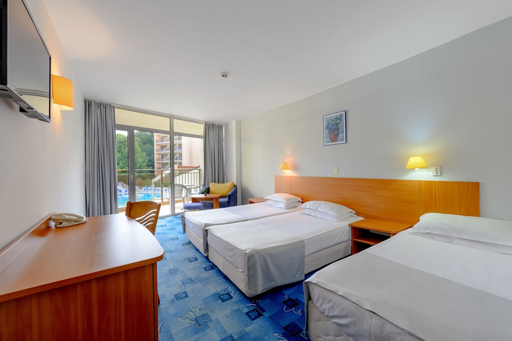 Triple Room photo 1