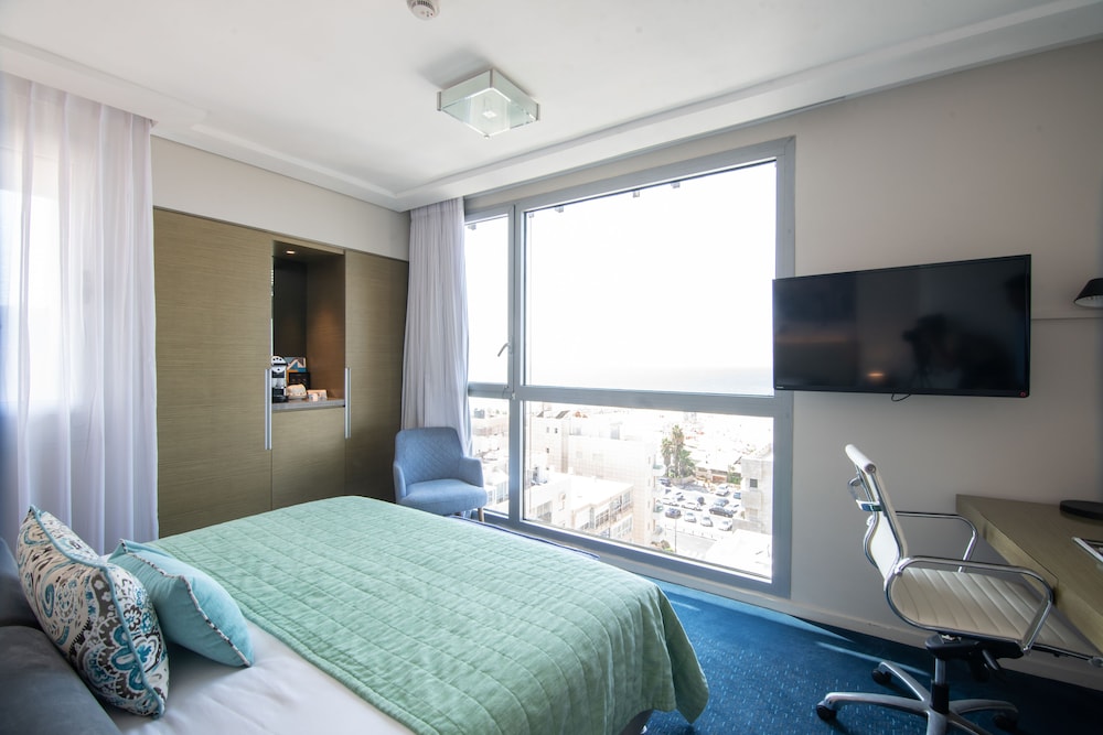 Executive Double or Twin Room, Non Smoking, City View - Photo 5