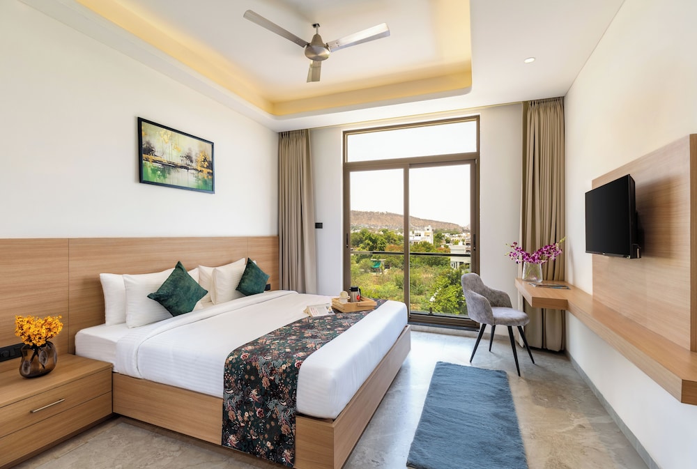 Premier Double Room, 1 Double Bed photo 2