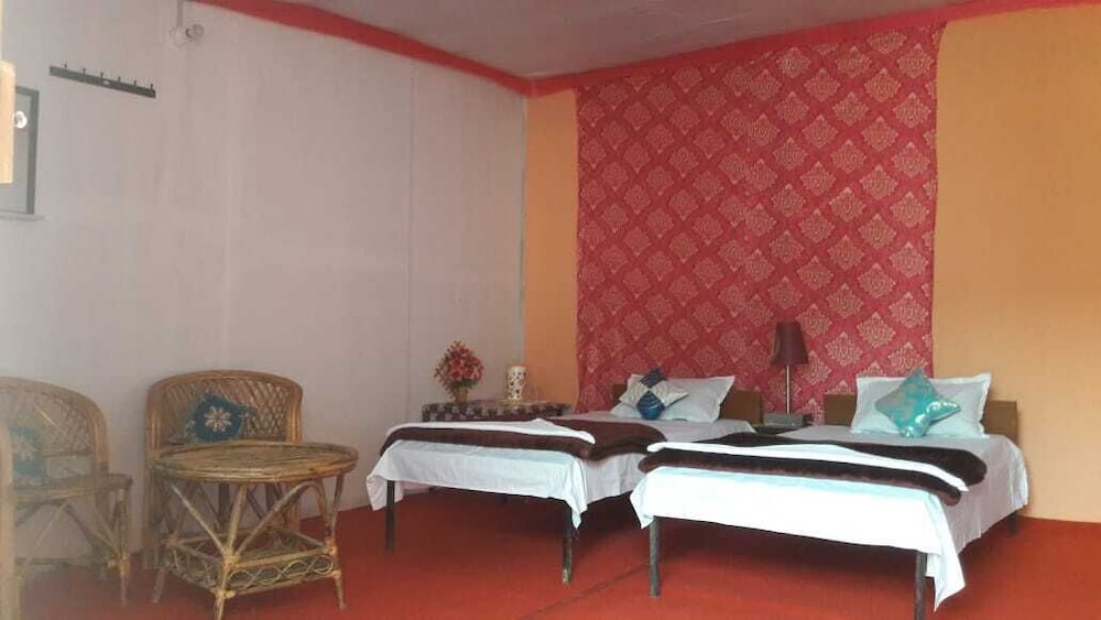 Economy Double Room photo 1