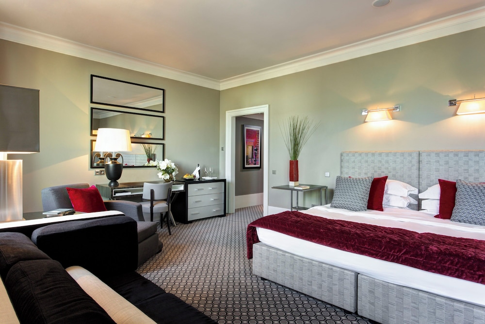Executive Suite photo 3