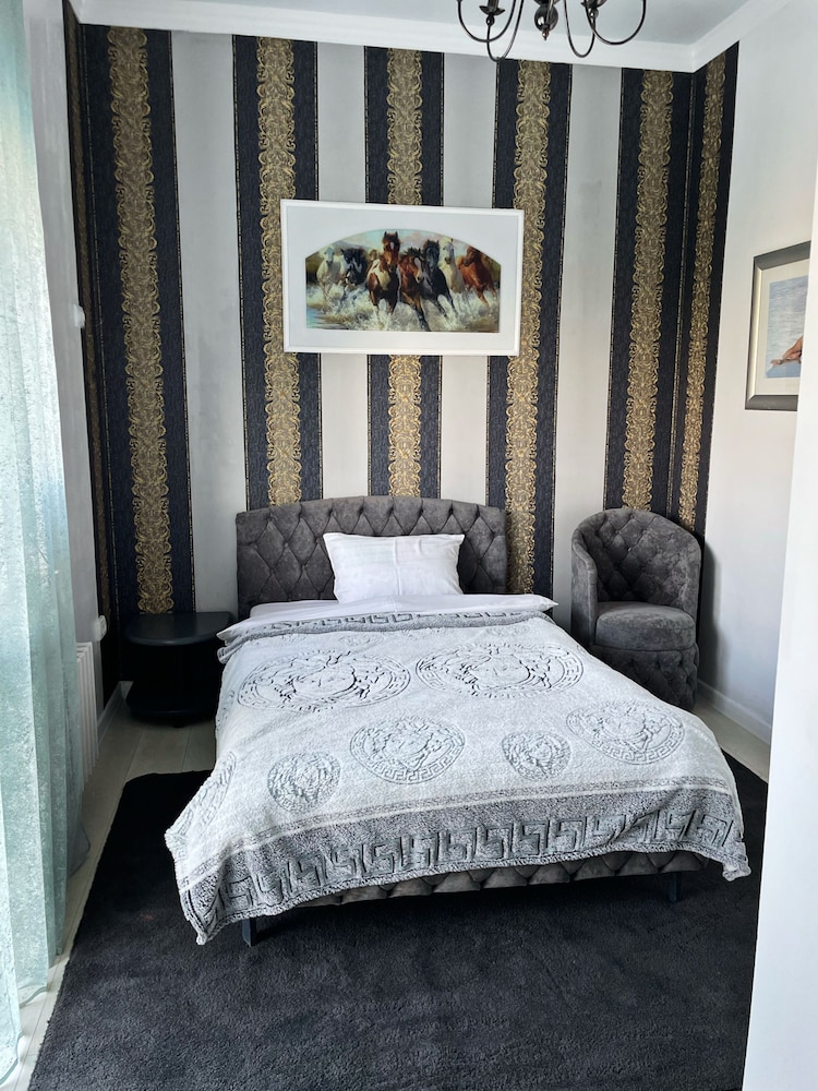 Economy Room photo 1