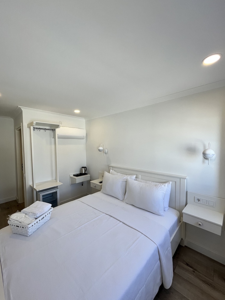 Standard Room, Garden View