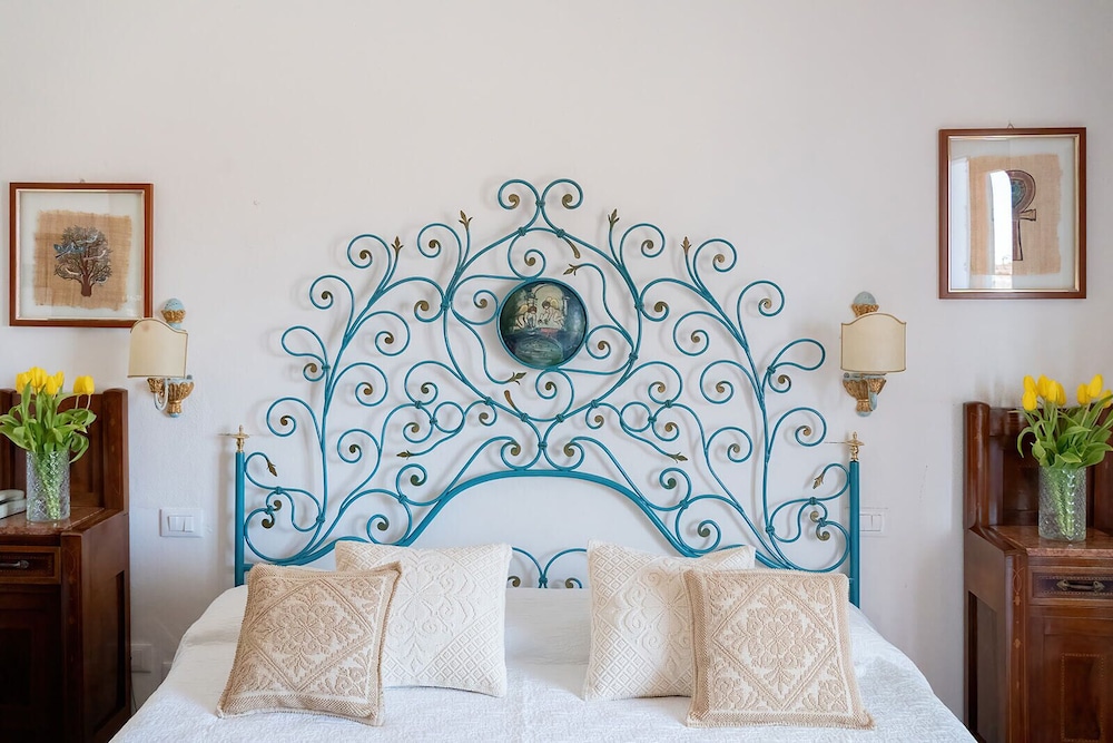 Superior Quadruple Room photo 2