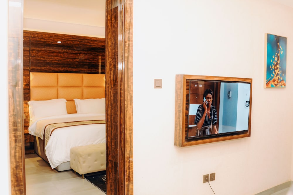 Comfort Room, 1 Double Bed, Non Smoking, City View photo 2