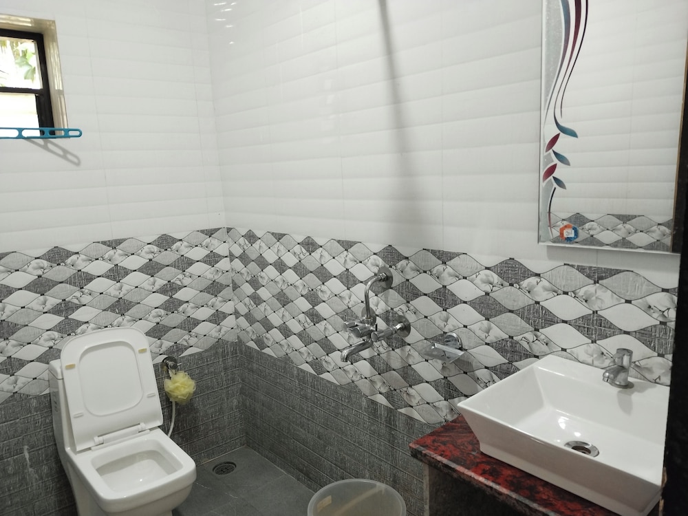Deluxe Room, Balcony, Garden View
