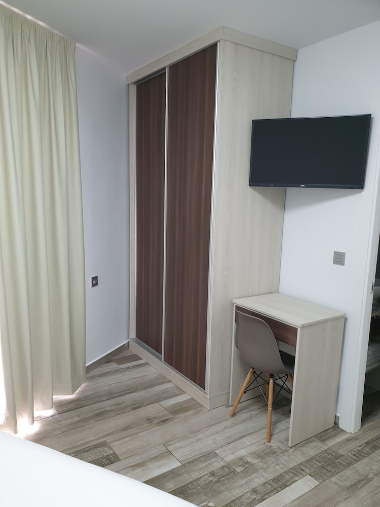 Standard Double Room (9) - Photo 4