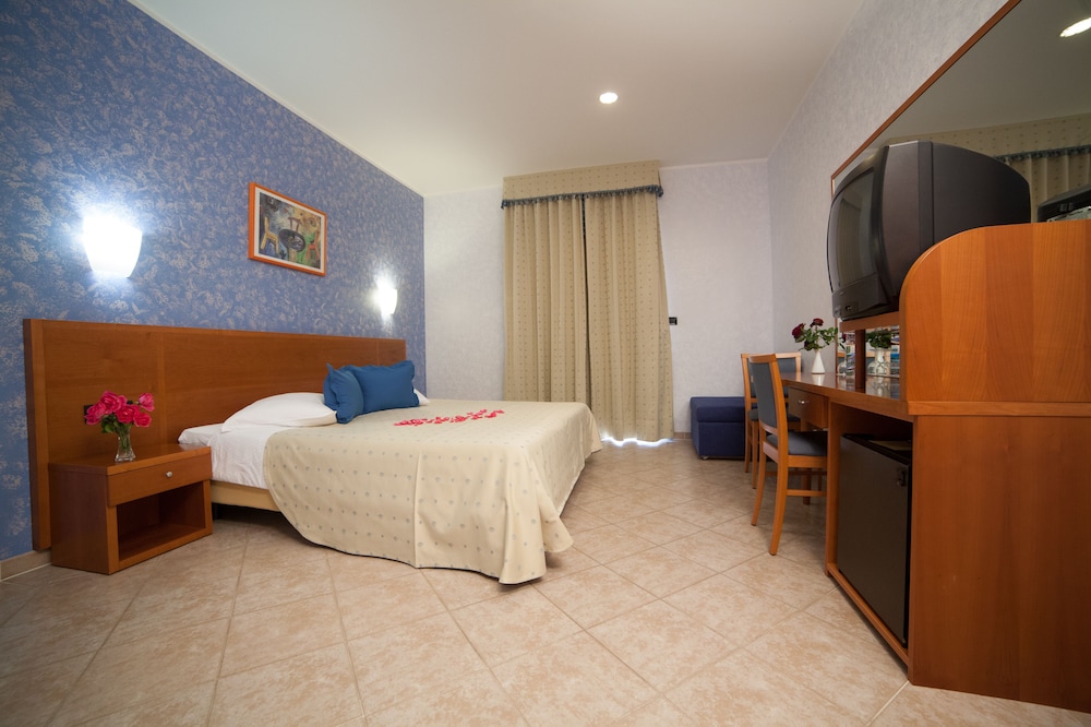Superior Double Room, Balcony, Sea View