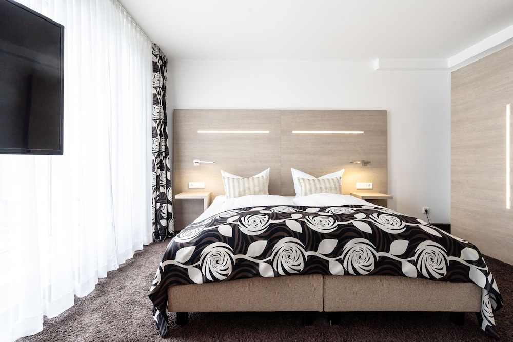 Junior Suite, Terrace - Photo 13