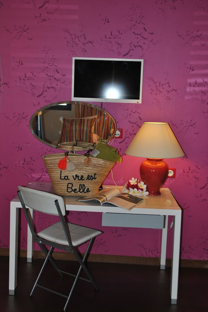 Standard Room photo 2