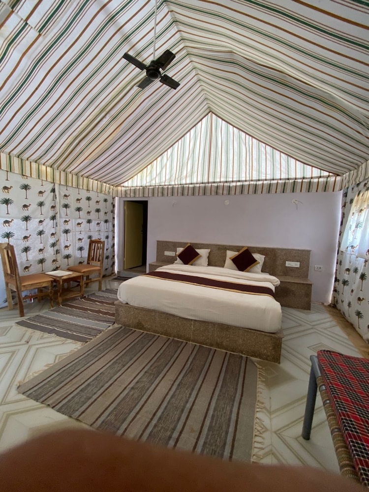 Deluxe Tent