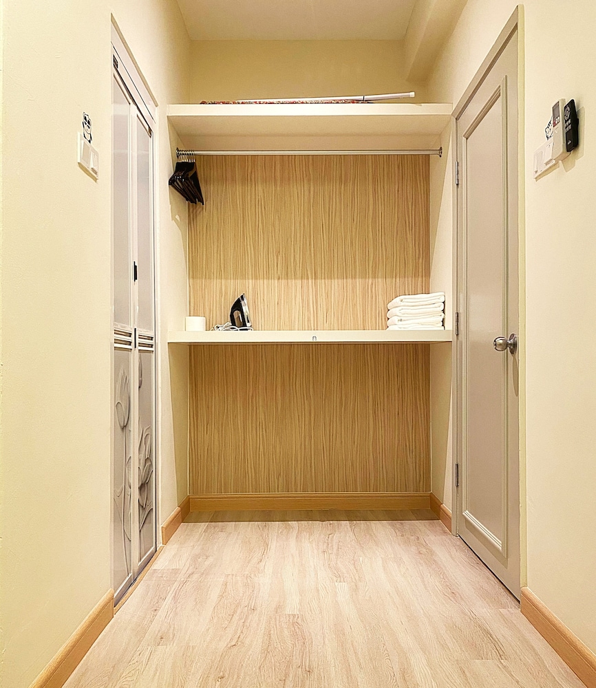 Amadel Residence 11 photo 2