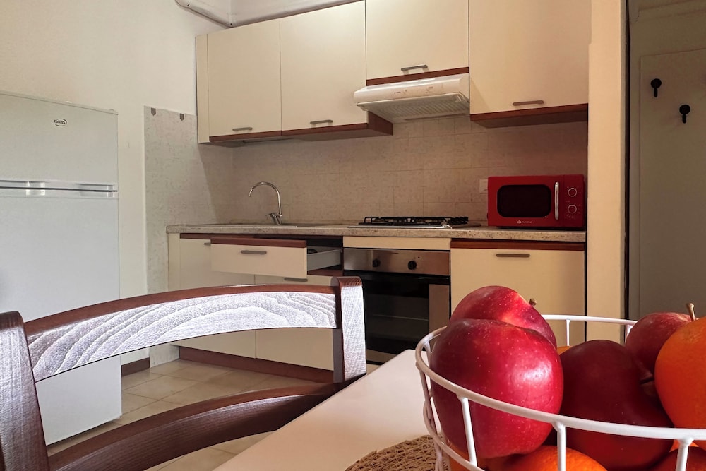 Apartment for 4 people - 1 bedroom - Air-conditioned - Terrace photo 3