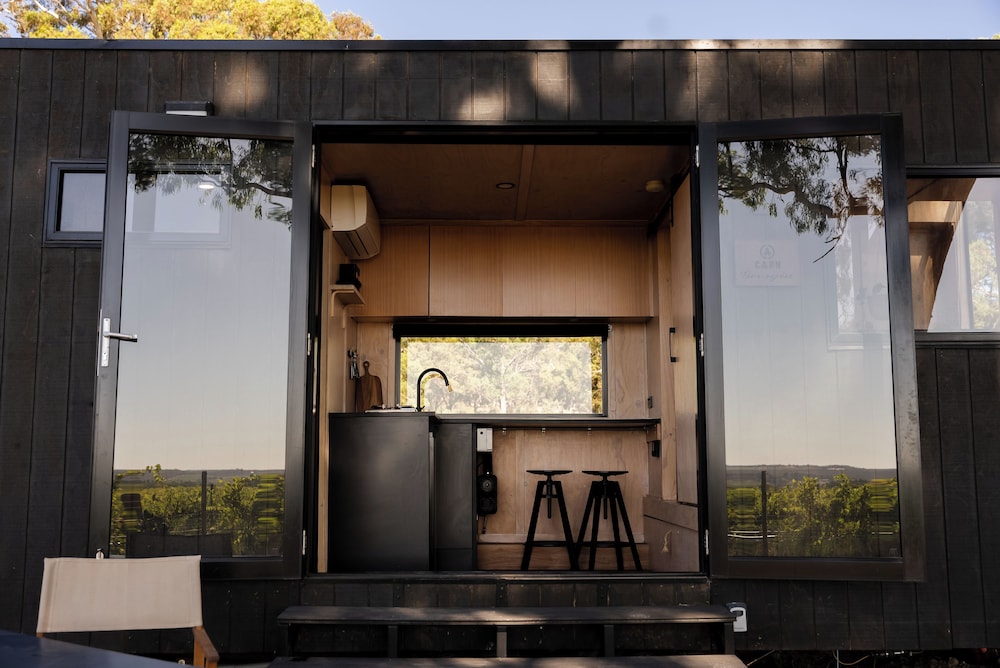 CABN Georgia McLaren Vale photo 3