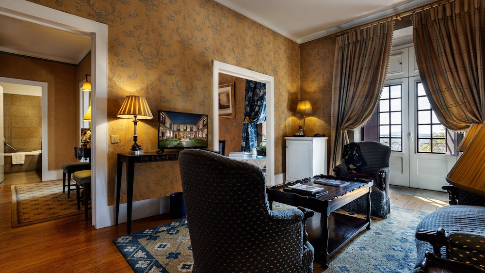 Suite (Master) - Photo 3