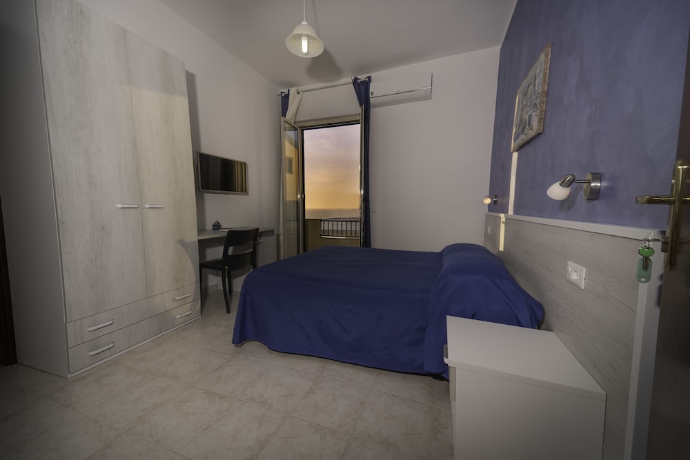 Double Room, Sea View photo 1