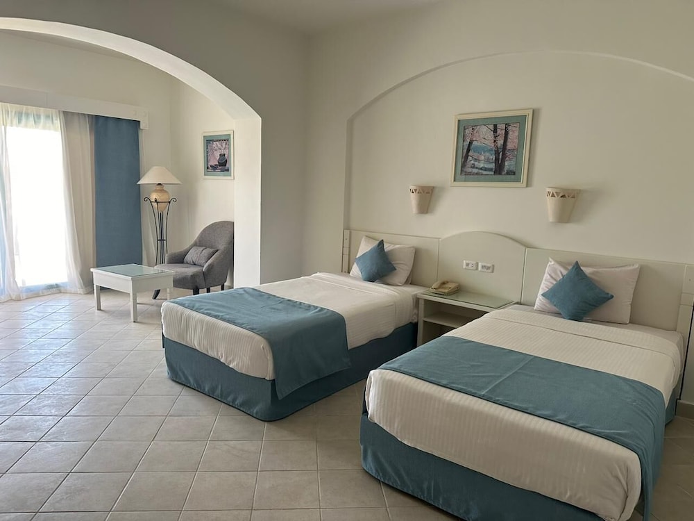 Standard Room, Balcony, Garden View photo 3