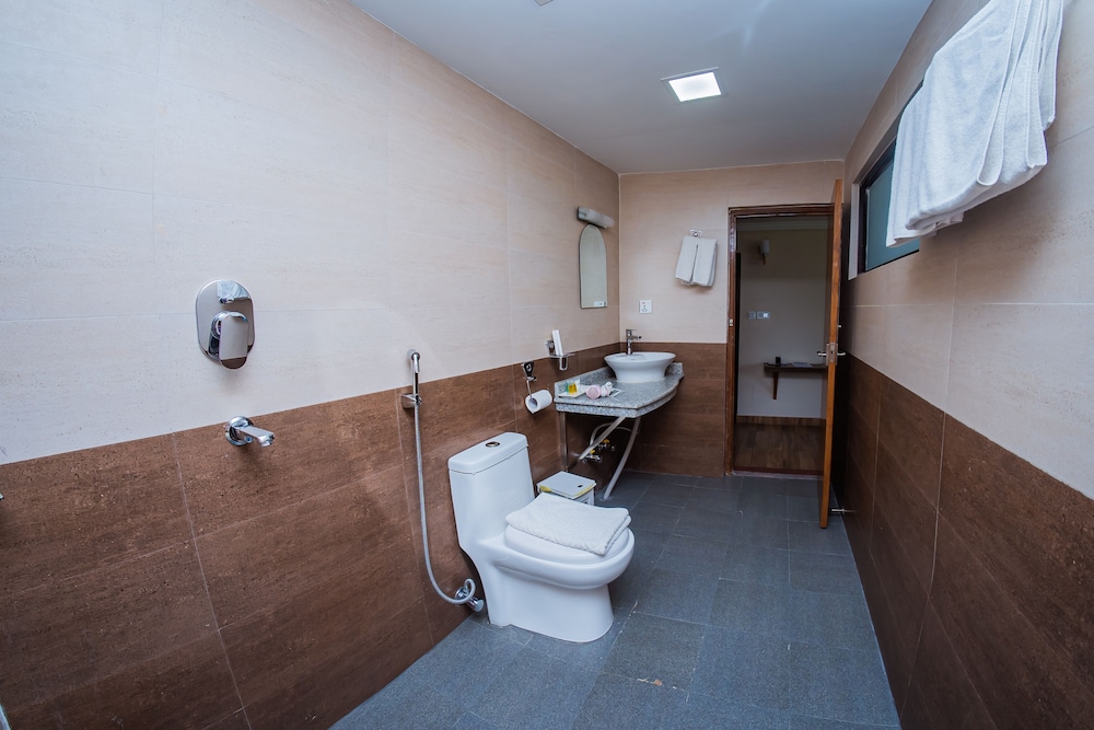 Standard Suite, Lake View - Photo 4