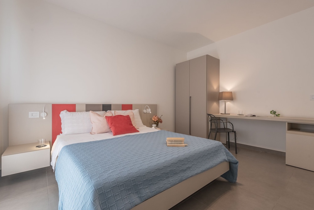 Standard Room - Photo 1