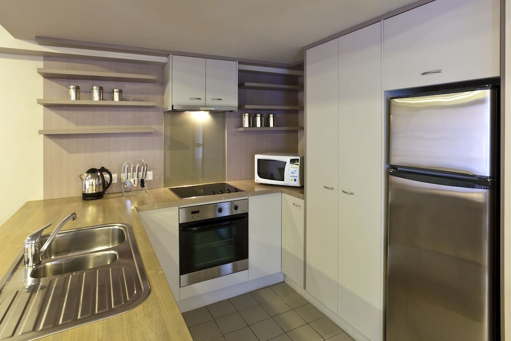 One Bedroom Apartment City View - Photo 2