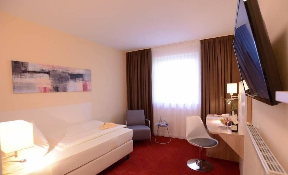 Business Single Room