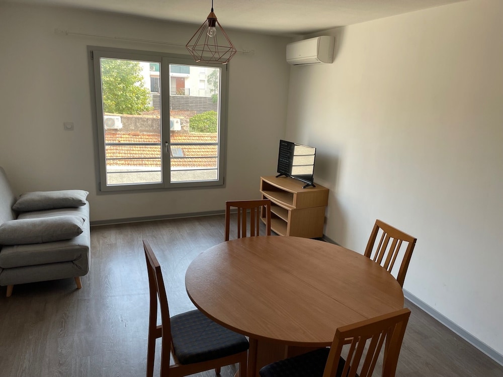Economy Apartment photo 3