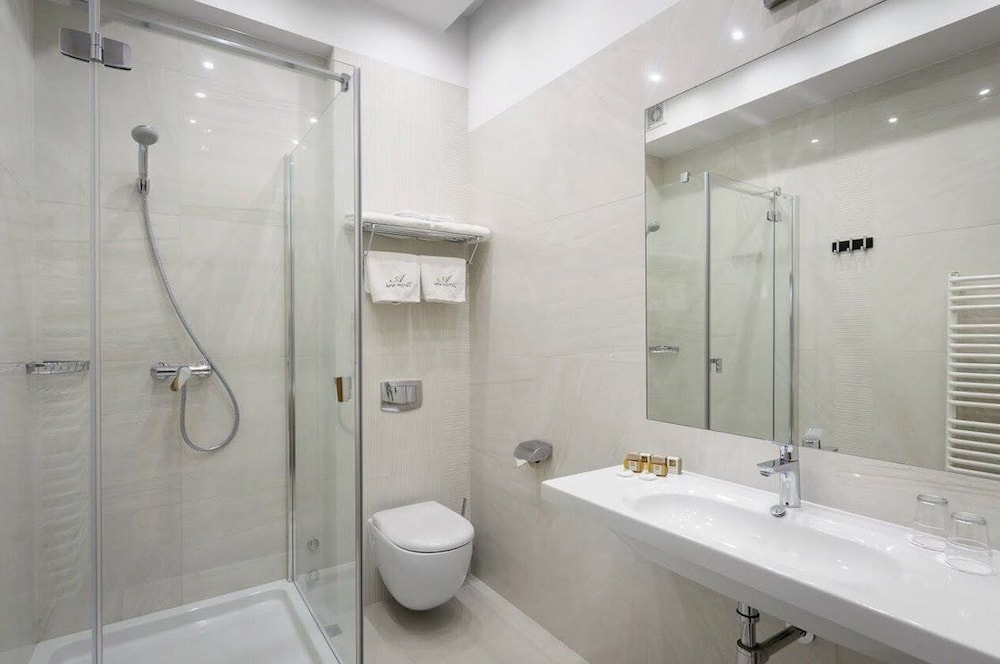 Comfort Double or Twin Room - Photo 8