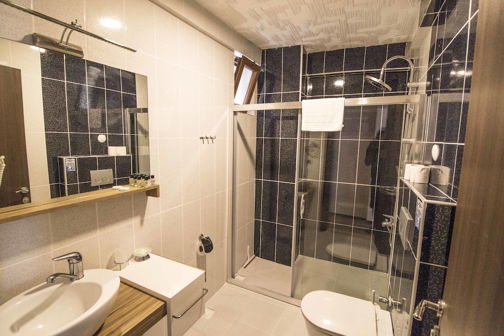 Standard Triple Room, 1 Bedroom, Sea View photo 3