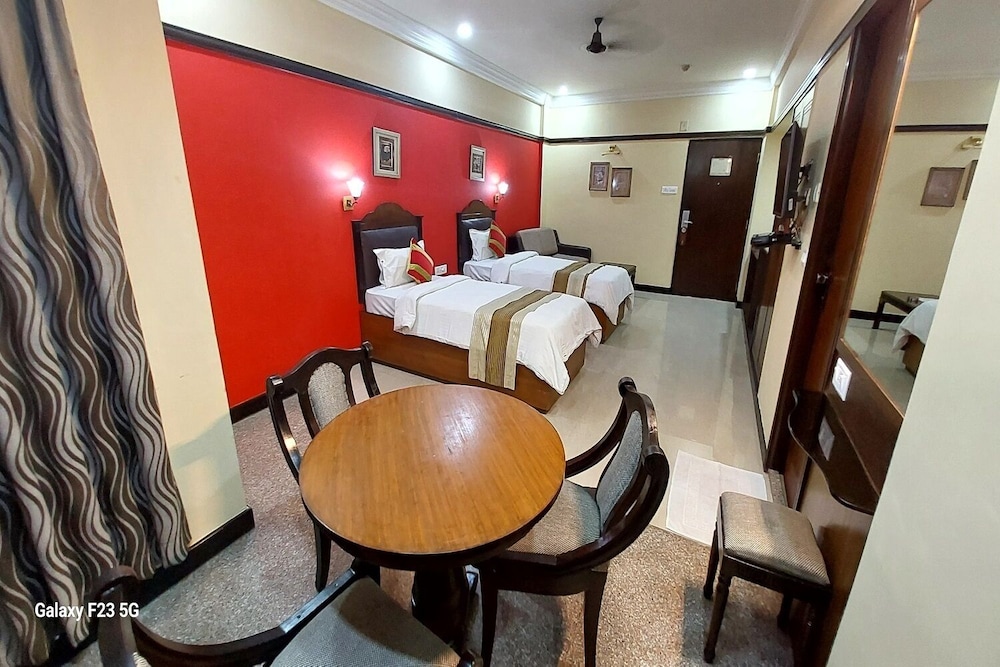 City Single Room, 1 Twin Bed, Smoking, City View