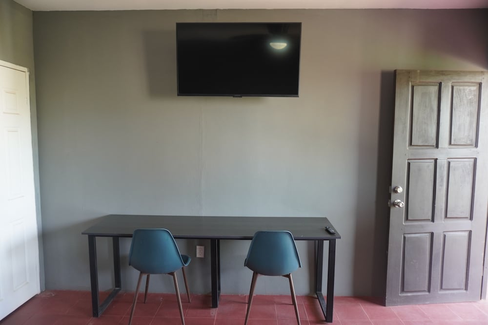 Standard Twin Room photo 2