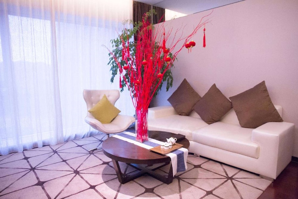 Superior Suite, 1 King Bed