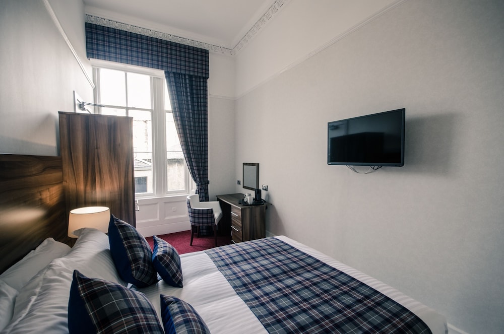 Standard Double Room - Photo 18