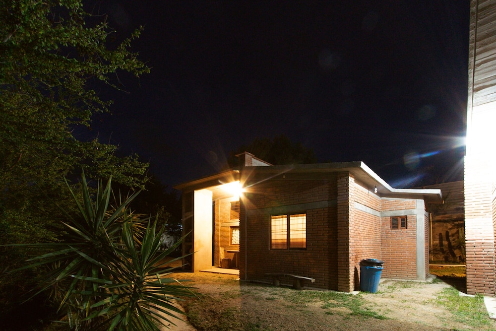 Bungalow, 2 Bedrooms - Photo 3