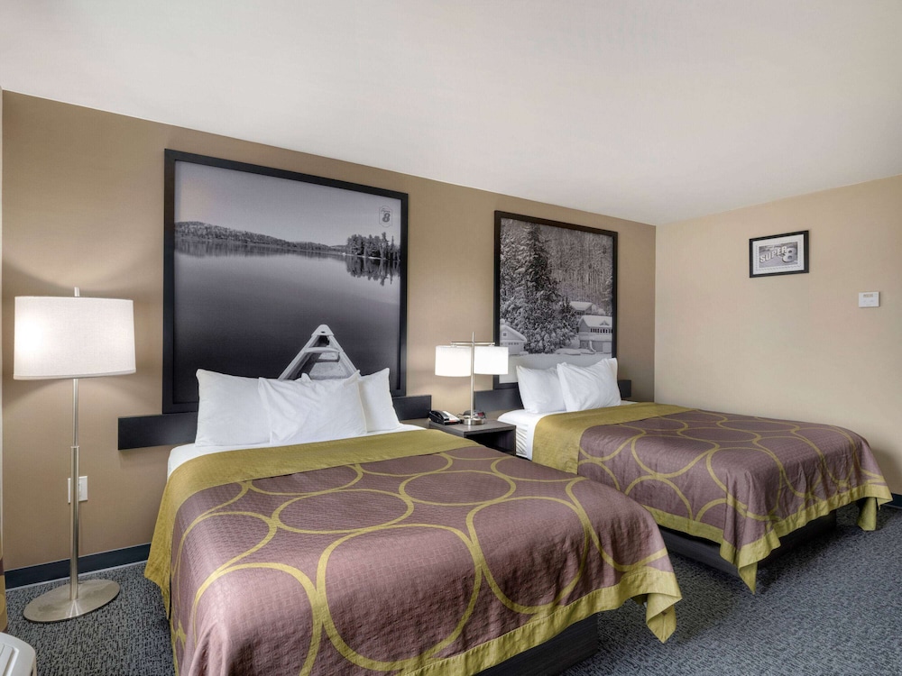 Room, 2 Queen Beds, Non Smoking - Photo 10