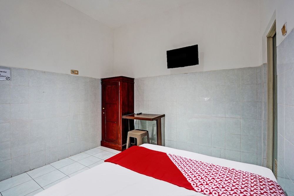 Economy Double Room photo 2