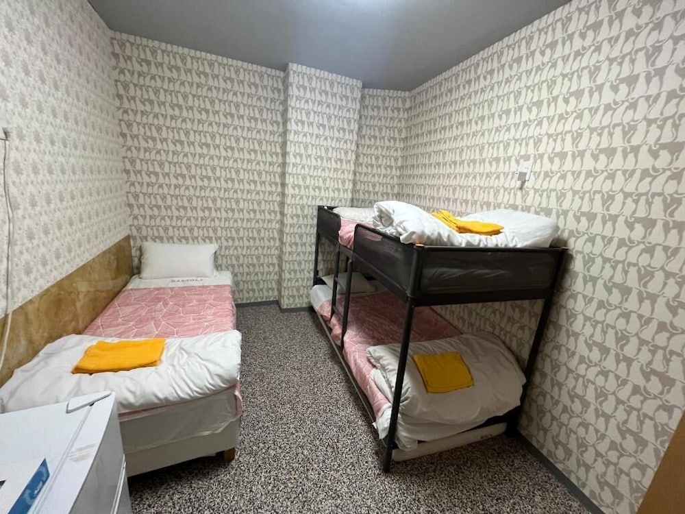 211_Triple Room (Shared bathroom, No smoking) photo 2