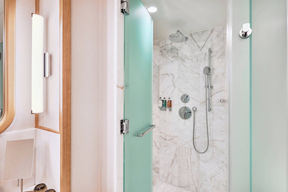 Executive Room, 1 King Bed