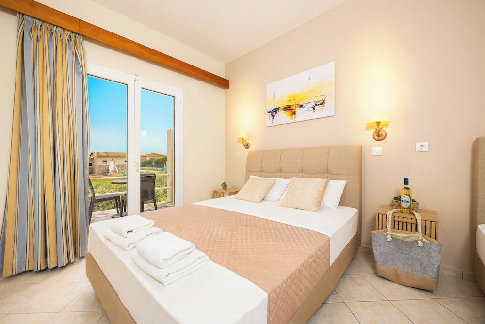 Quadruple Room, Garden View photo 2
