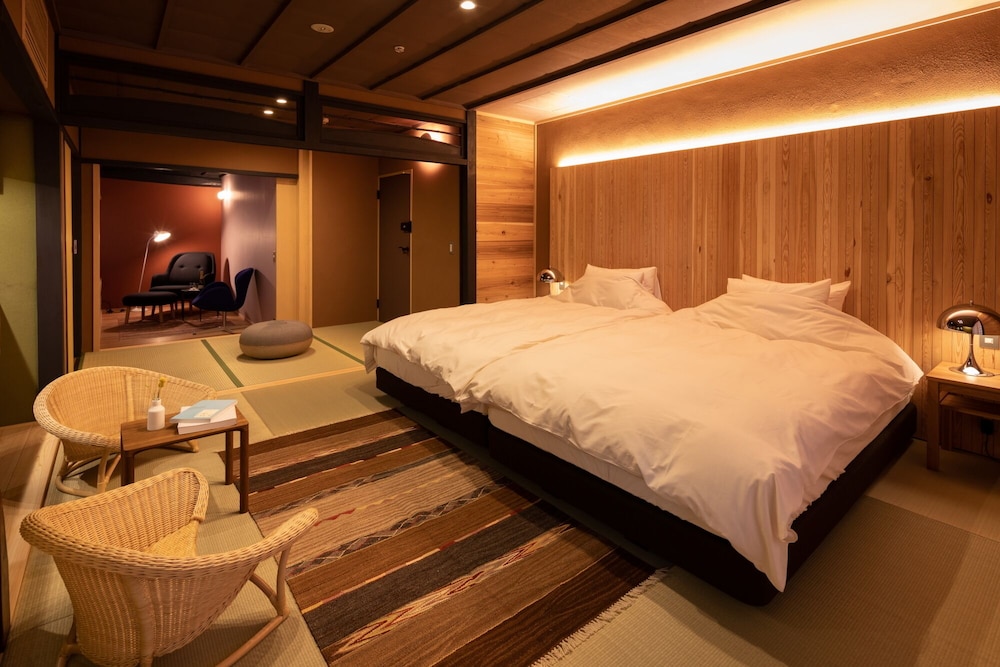 Junior Suite (CHAYA 201) photo 1