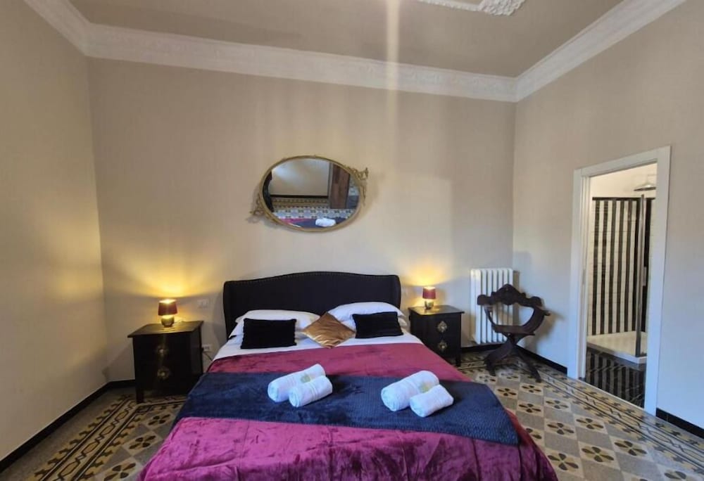 Luxury Room, City View
